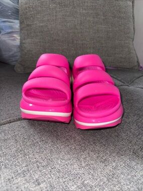 CROCS Platform MEGA CRUSH TRIPLE STRAP PINK CRUSH Women’s 8.0